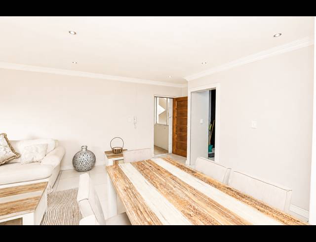 2 BEDROOM APARTMENT FOR SALE IN MORNINGSIDE